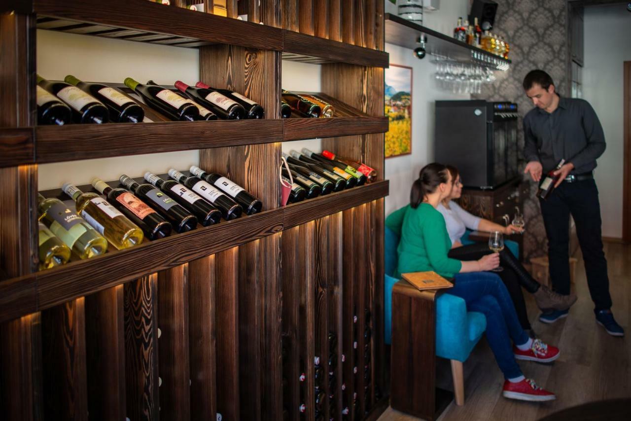 Penzion & Vinny Bar Regio Kyjov  Exterior photo